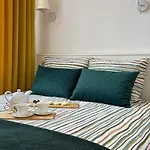 Golden Age Apartment Cracow