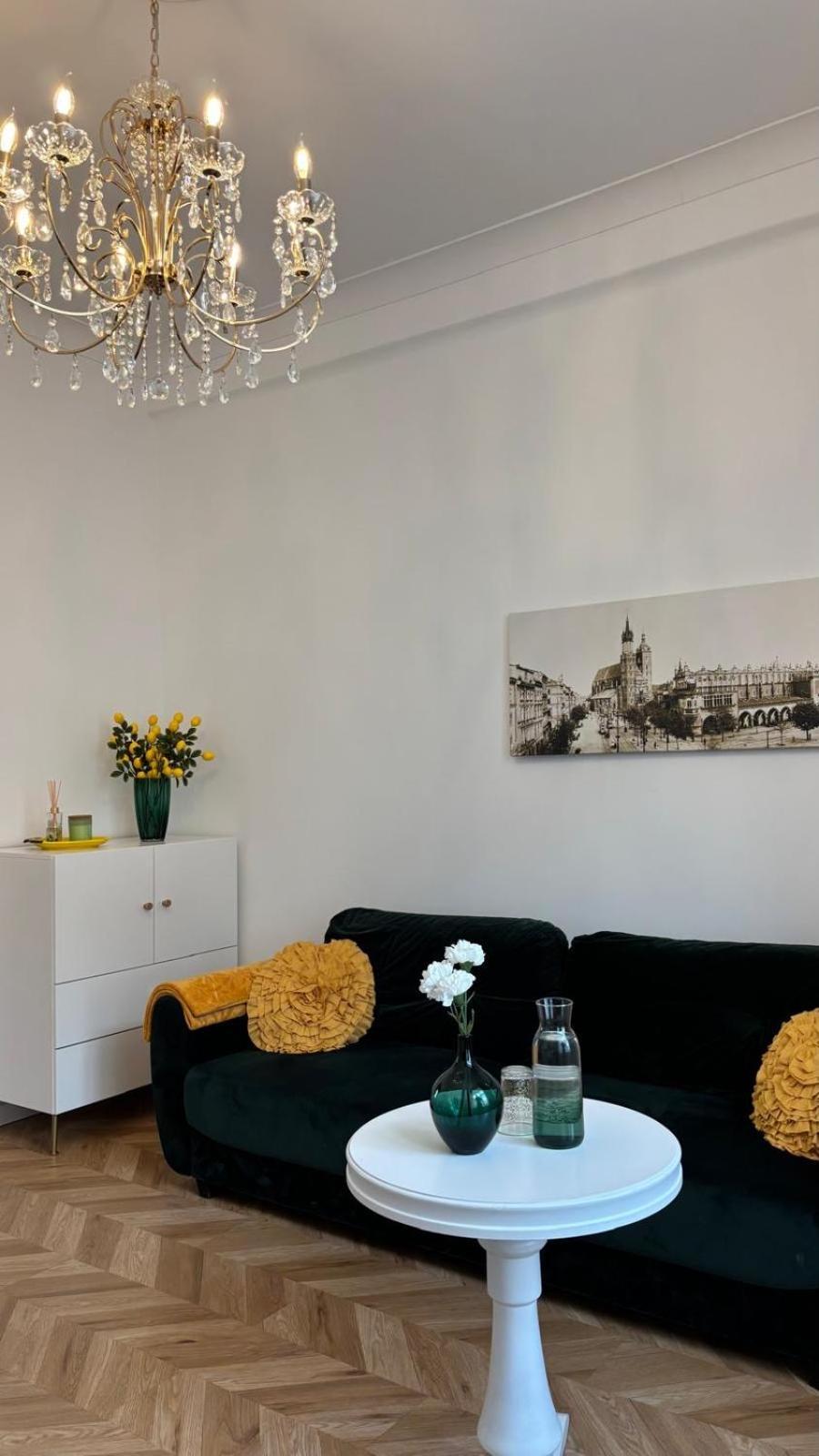 Golden Age Cracow Apartment *